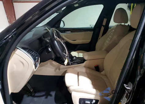 2021 BMW X3 xDrivem40I z USA, uszkodzony, nr VIN 5UXTY9C04M9E13550